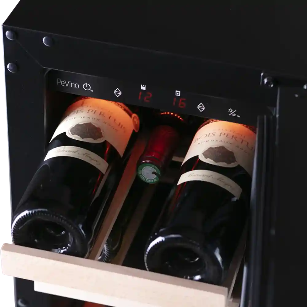 Majestic 17 bottles - 2 zones - Black glass front